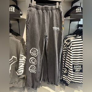 NWT Universal Lyrical Lemonade x Minions Rise of Gru Washed Sweatpants 2XL